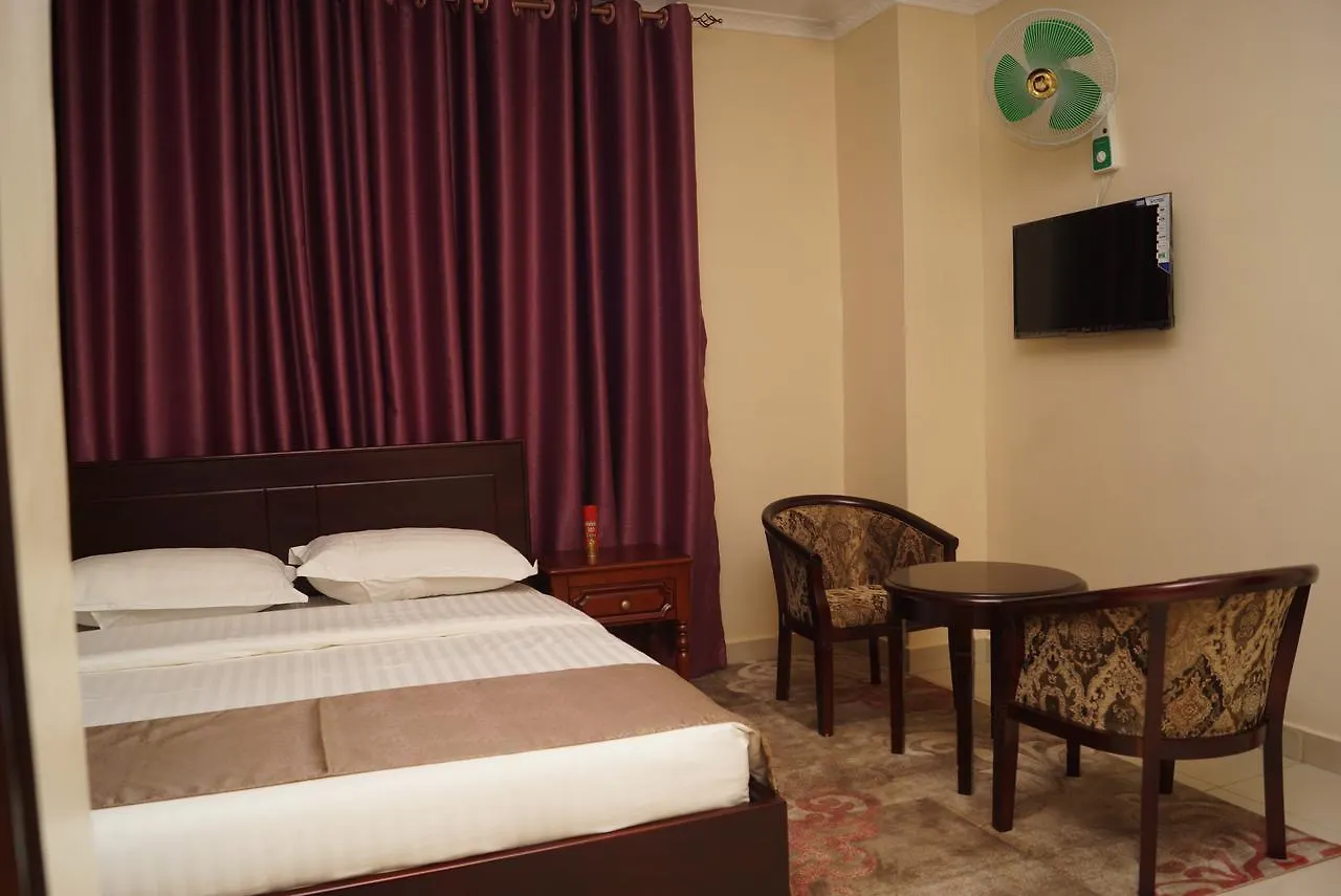 Diamonds Hotel Kampala 2*,  Uganda