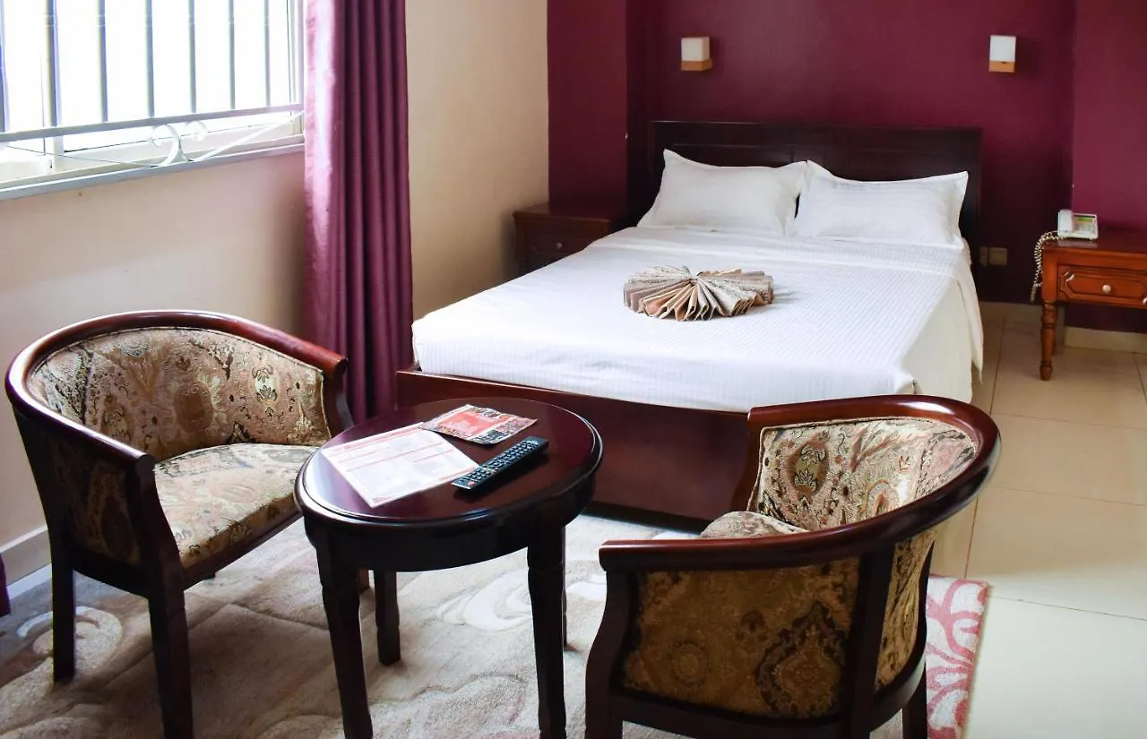 kontakty Diamonds Hotel Kampala